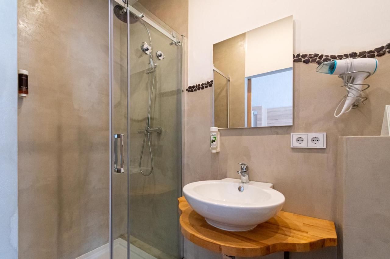 Hotel Mettlacher Hof Ngoại thất bức ảnh