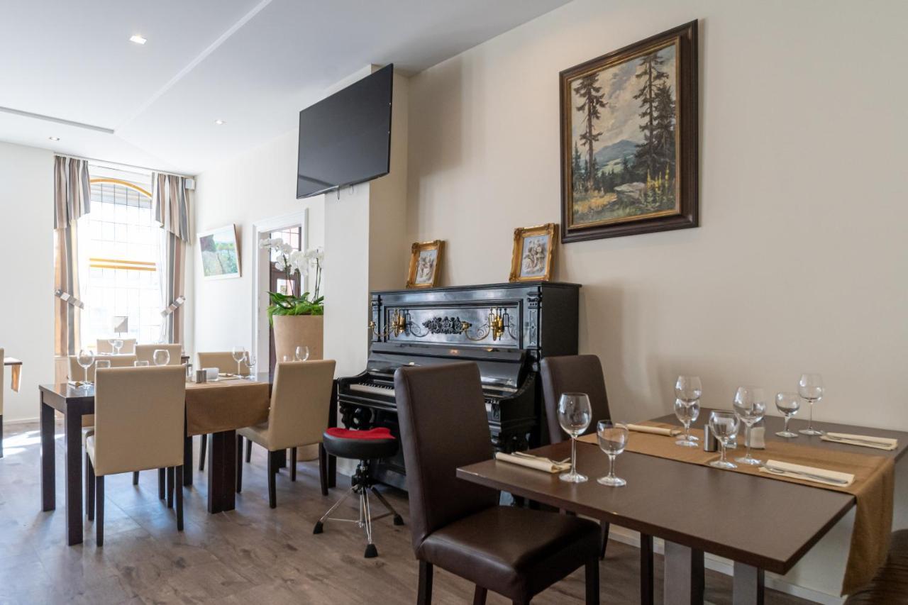 Hotel Mettlacher Hof Ngoại thất bức ảnh